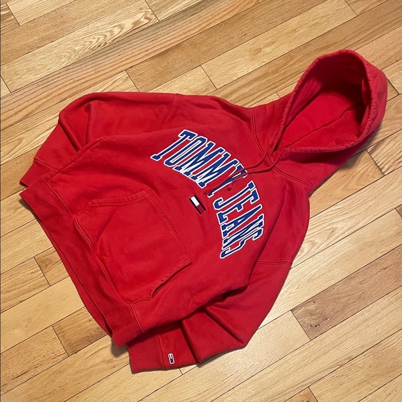 Tommy Hilfiger Red Tommy Jeans Pullover Hoodie - Picture 7 of 7
